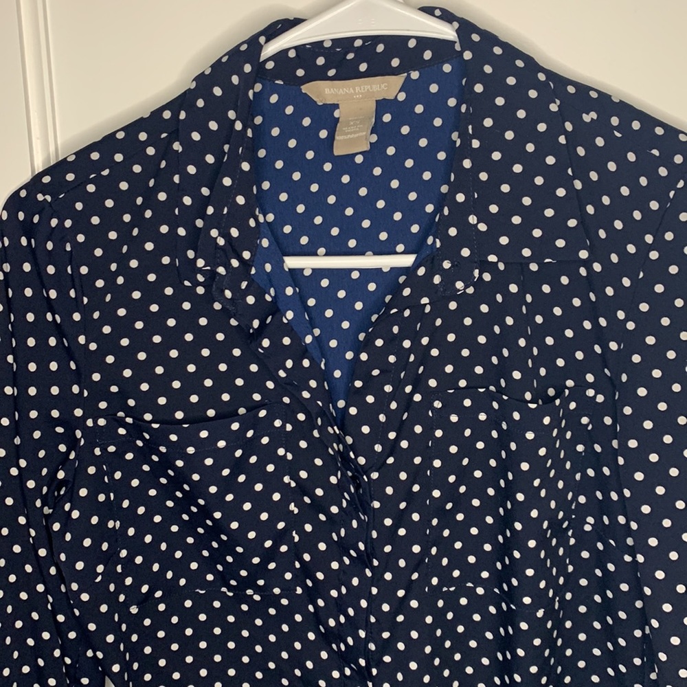 Banana Republic Factory Navy and White Polka Dot Button Up Shirt, Size XS